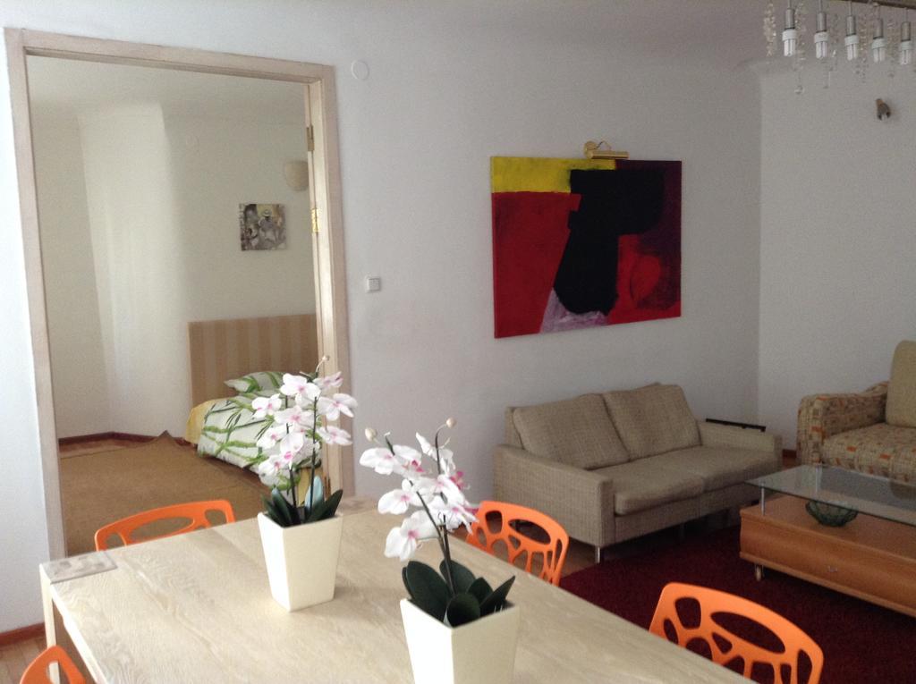 Cheap And Chic Apartamento Riga Quarto foto