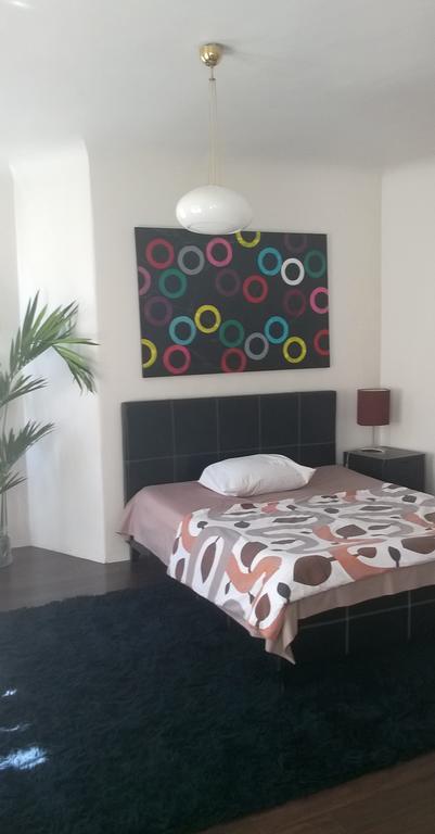 Cheap And Chic Apartamento Riga Exterior foto